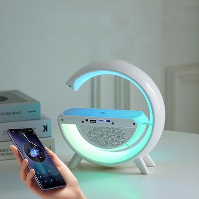 10W Carregamento sem fio Potência sem fio Bluetooth alto-falante branco plástico sem fio